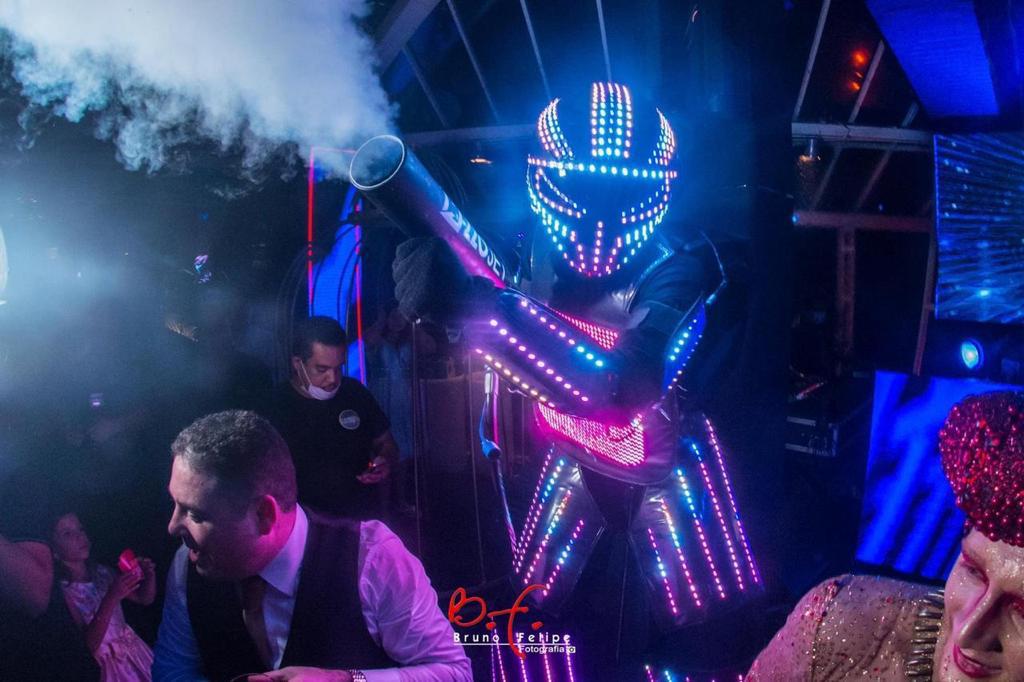 Robô Eletric Sensation